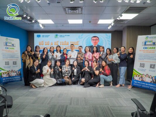 YouCare đã vinh hạnh đồng hành cùng Qibi Academy tổ chức thành công chương trình “Tập huấn Triển khai Hồ sơ Thuế & Kế toán dành cho Chủ trường mầm non”